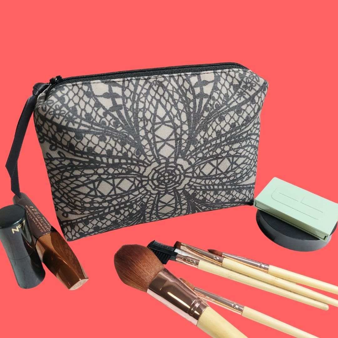 Set of Make Up Brushes with Bamboo Handles and Rose Gold Mid Section
