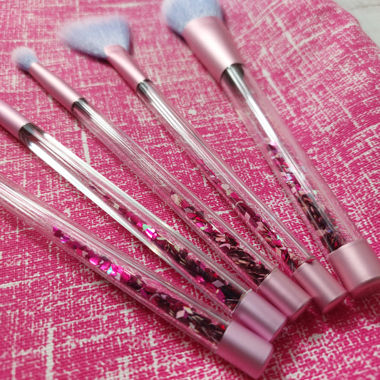 Make up bag and brushes set