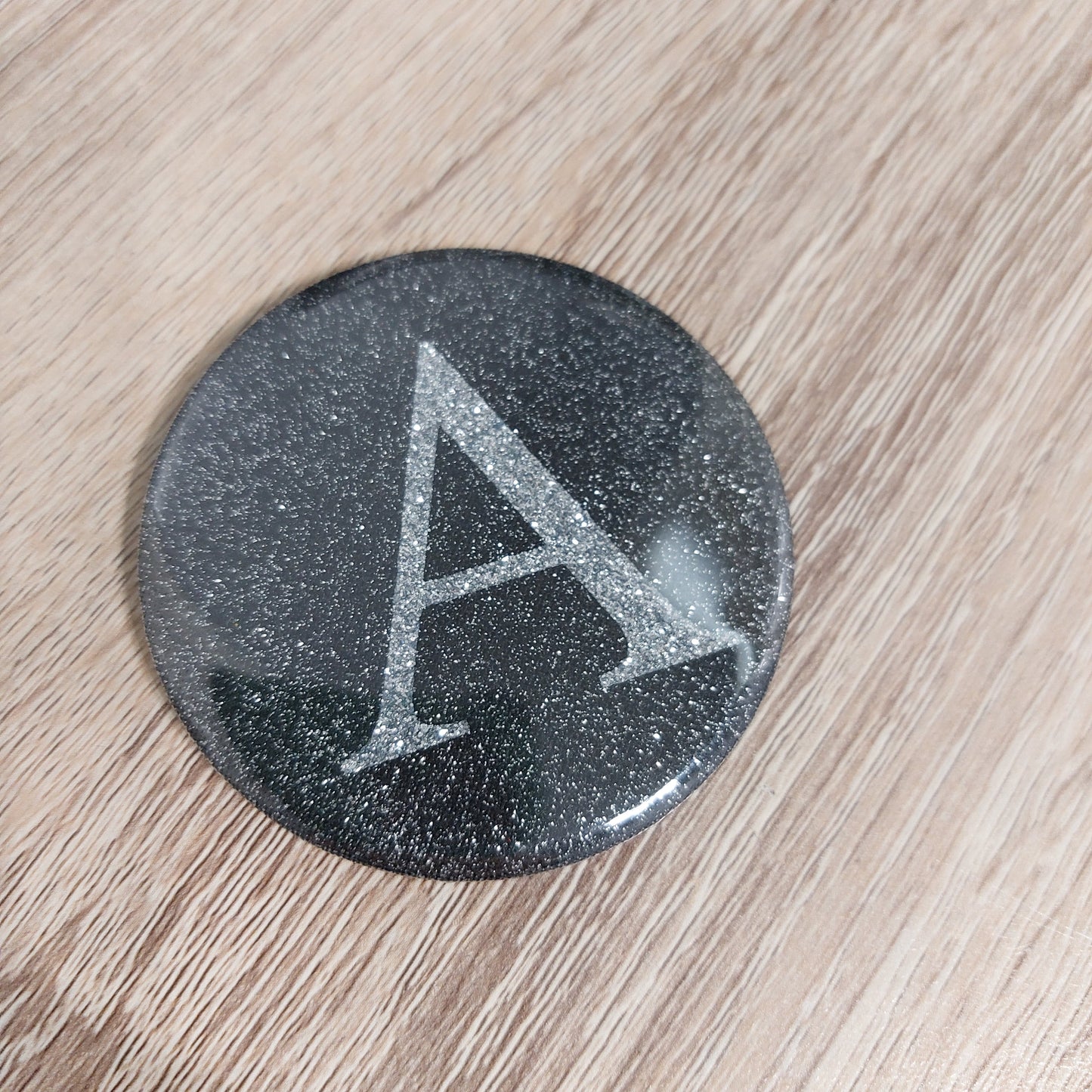 Initial.Compact Mirror