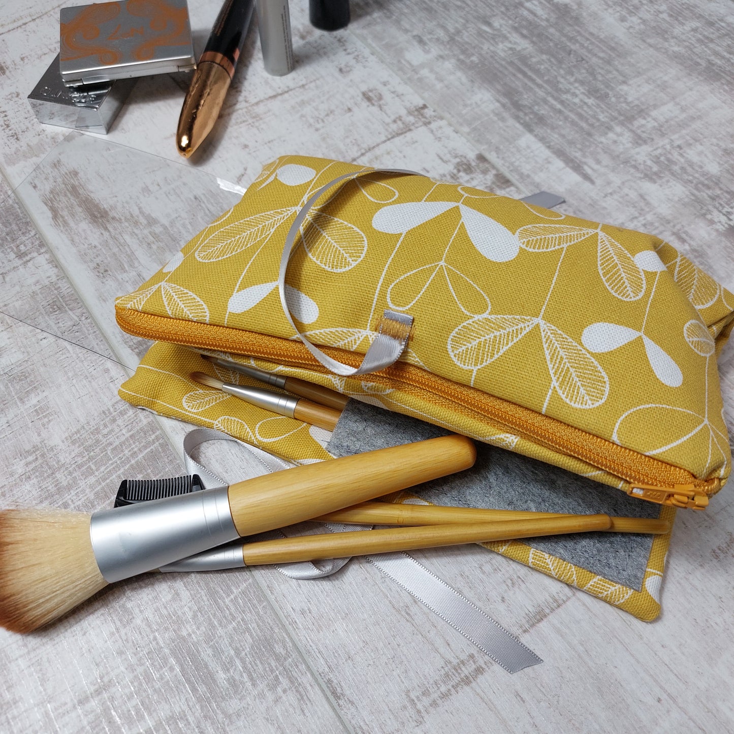 Mustard Make up Bag and Brushes Set