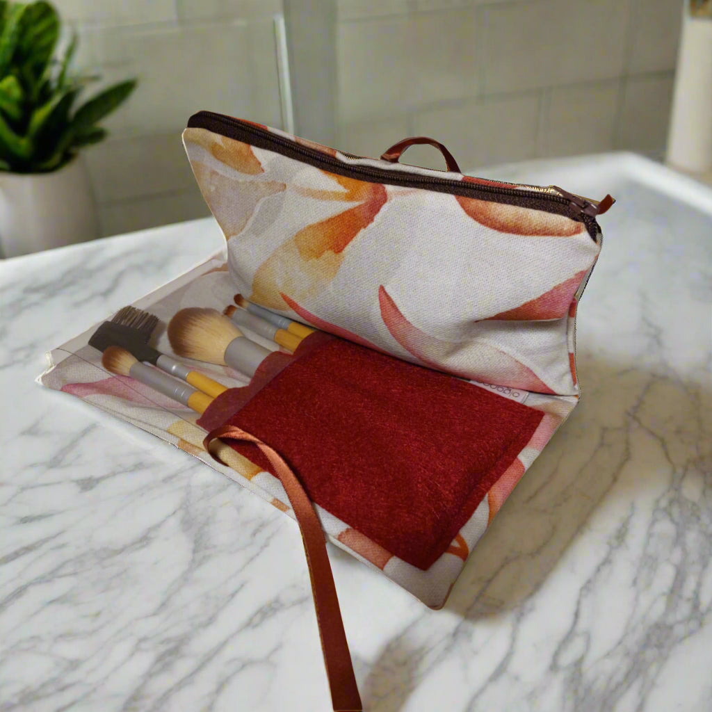 Make Up Wrap With Zip and Brushes Pocket Autumn Leaves