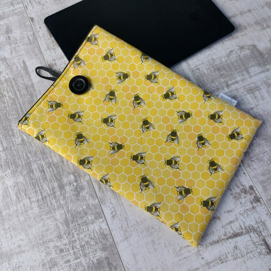 Book / Kindle Case Yellow Bee
