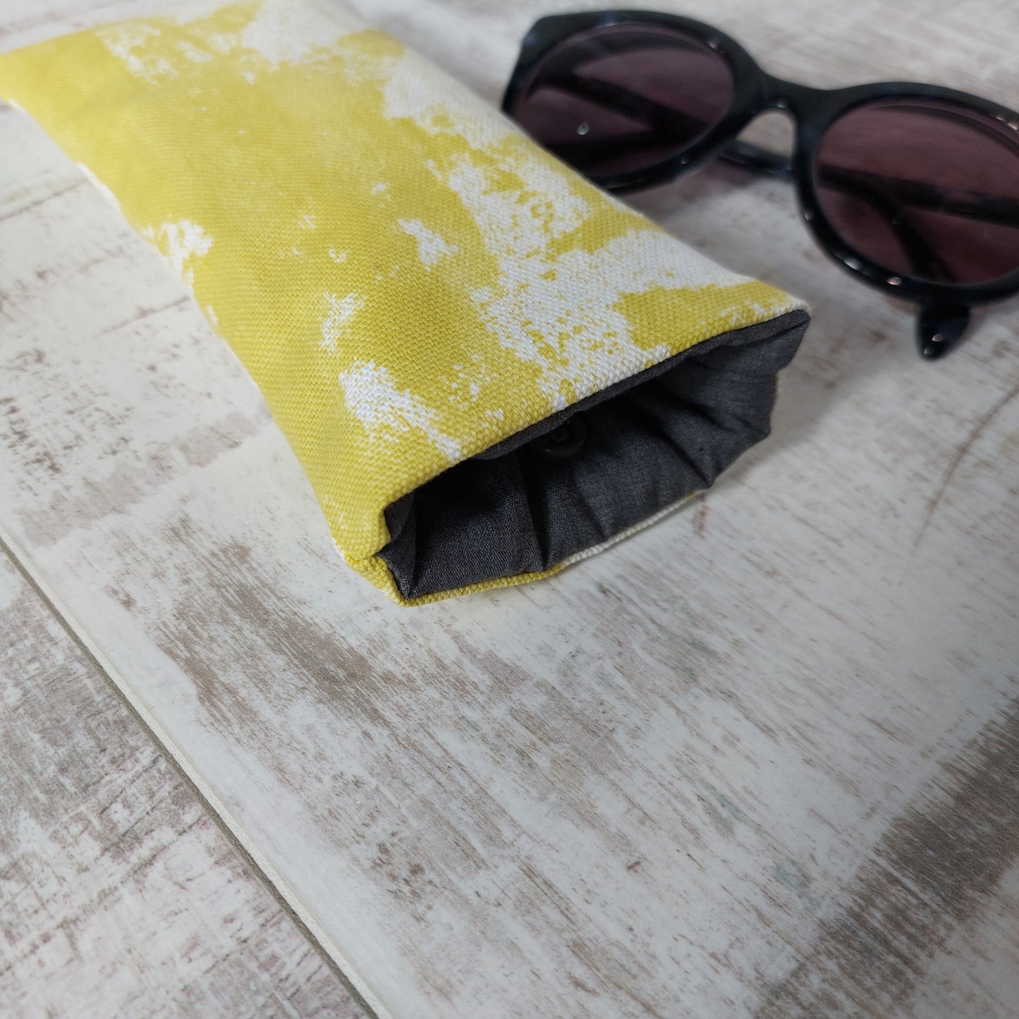 Citrus Bright Sunglasses Case