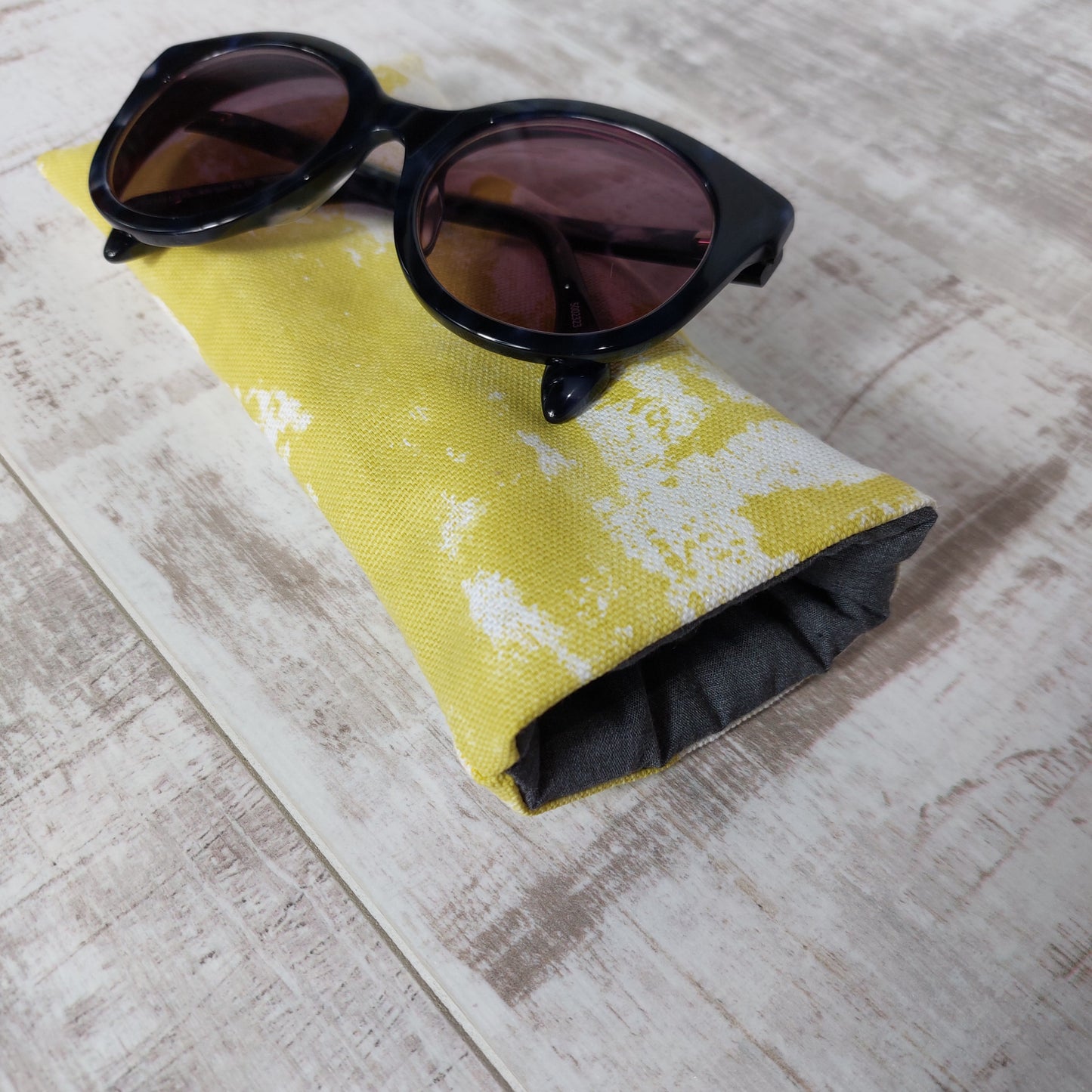 Citrus Bright Sunglasses Case