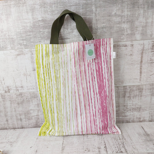 Flat Tote - Compact for the Commute