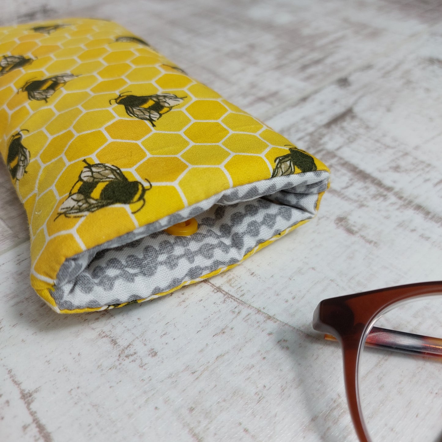 Greetings Card and Glasses Case Set