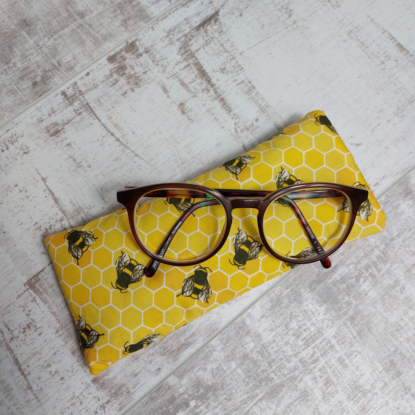 Greetings Card and Glasses Case Set