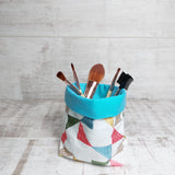 Pop Up Make Up Pot and Brushes Set