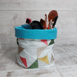 Pop Up Make Up Pot and Brushes Set