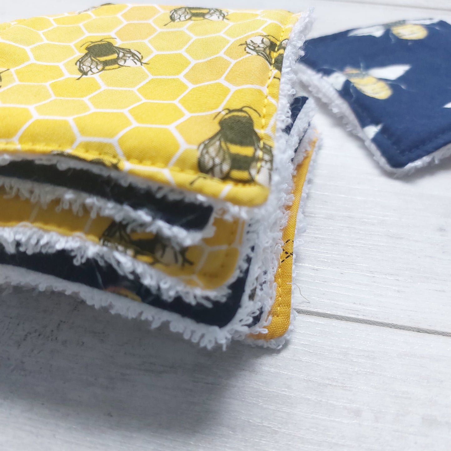 Bee Print Re-Usable Bamboo Cotton Face Wipes