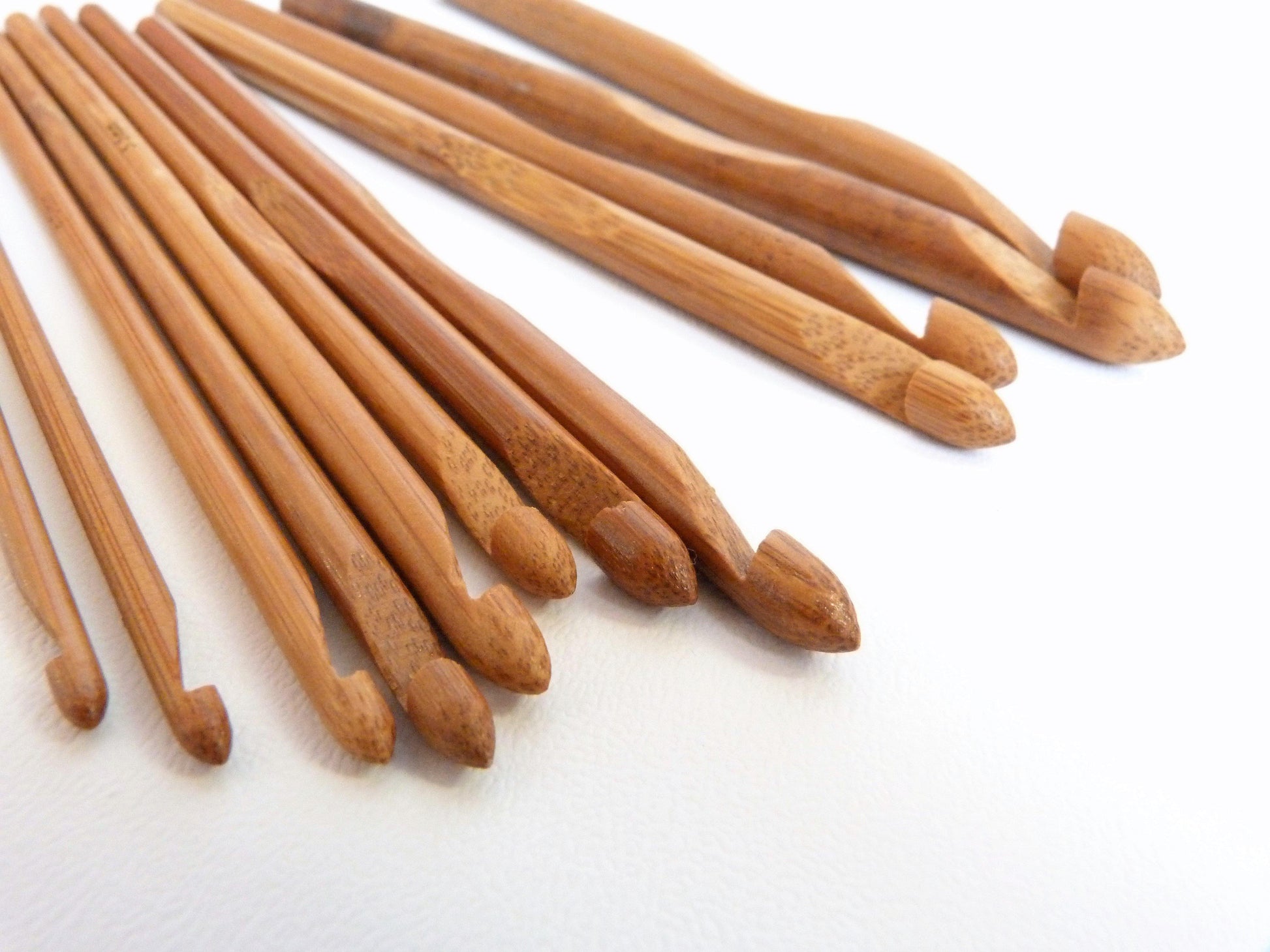 Bamboo Crochet Hooks, Set of 10 wooden crochet hooks. - Olganna