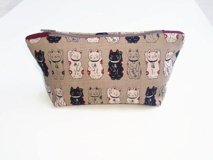 Lucky cats Make Up Bag in red, taupe and black - Olganna